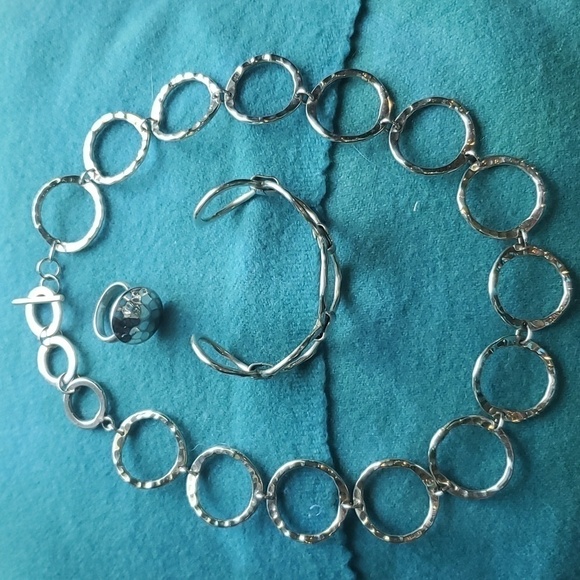 Handmade Hammered Silver chocker, bracelet and ring set 3 pc - Picture 2 of 9